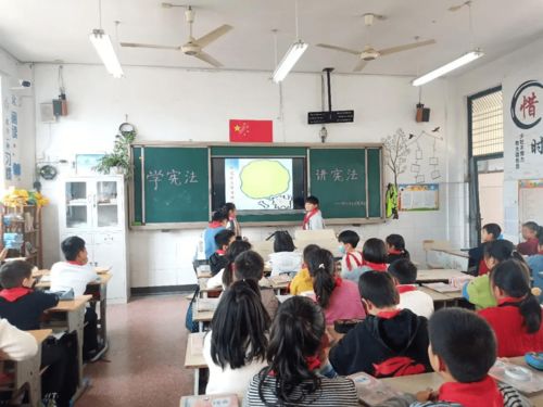 送上 法治大禮包 , 憲 在,給你溫暖